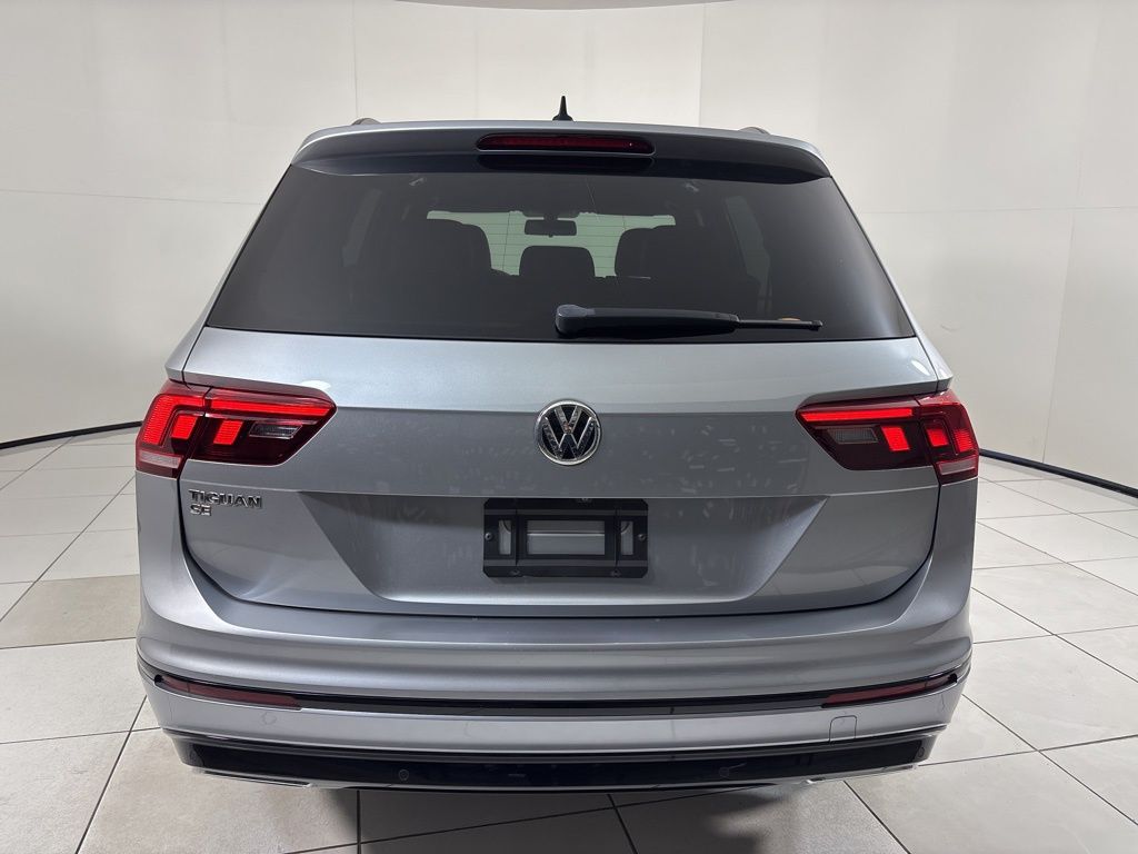 Thumbnail: 2020 Volkswagen Tiguan - 4