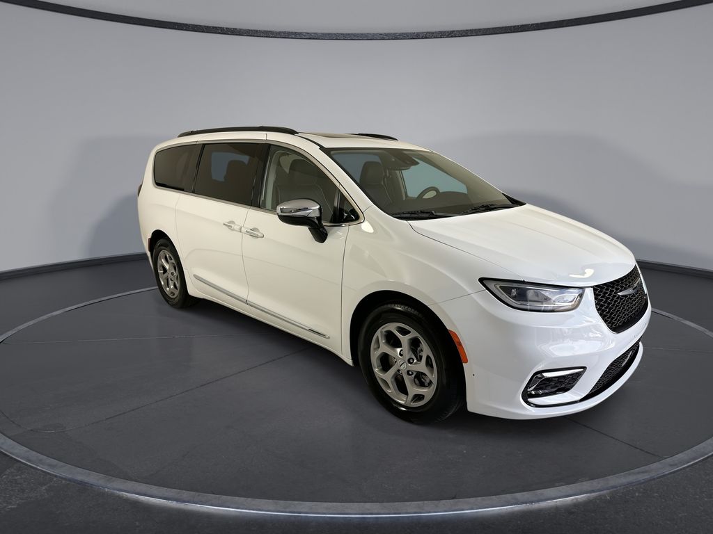 Thumbnail: 2023 Chrysler Pacifica - 2