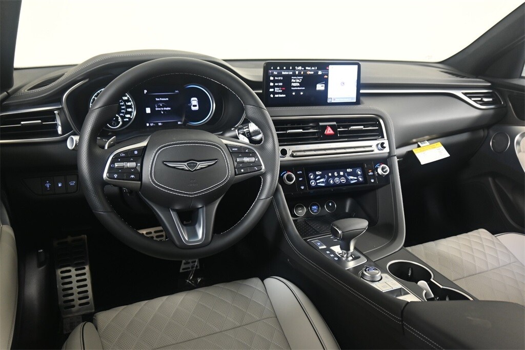 Thumbnail: 2025 Genesis G70 - 11