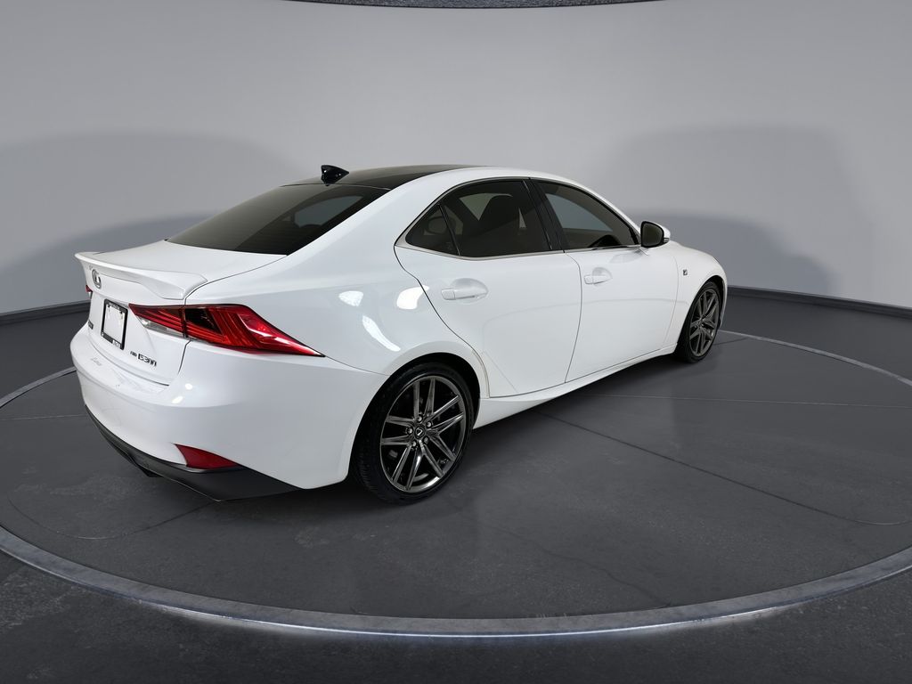 Thumbnail: 2018 Lexus IS - 8