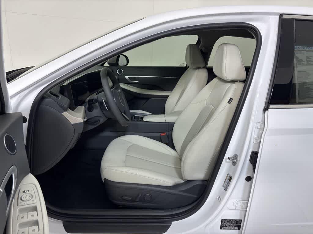 Thumbnail: 2025 Hyundai Sonata - 14