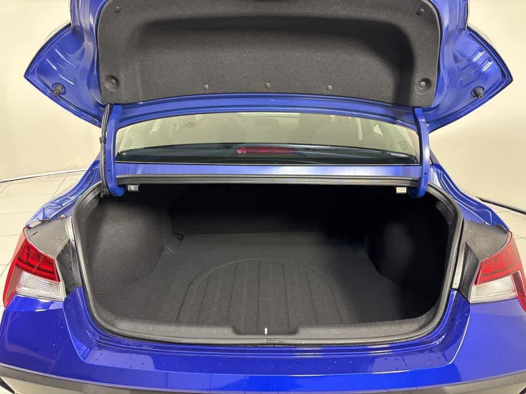 Thumbnail: 2025 Hyundai Elantra - 23