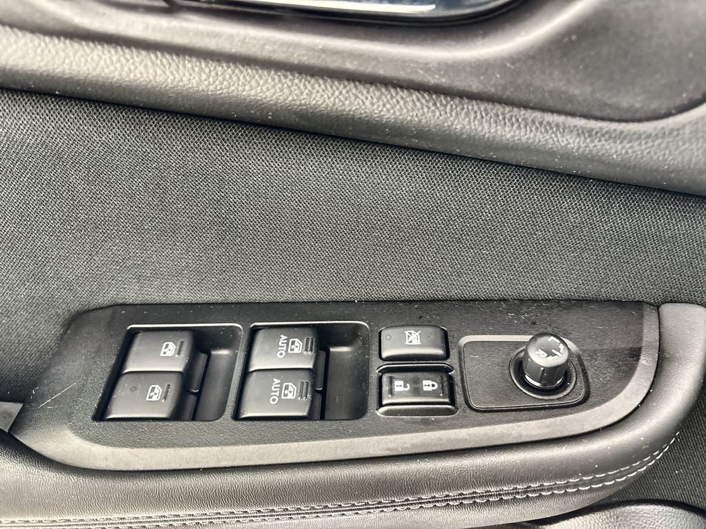Thumbnail: 2017 Subaru Outback - 15