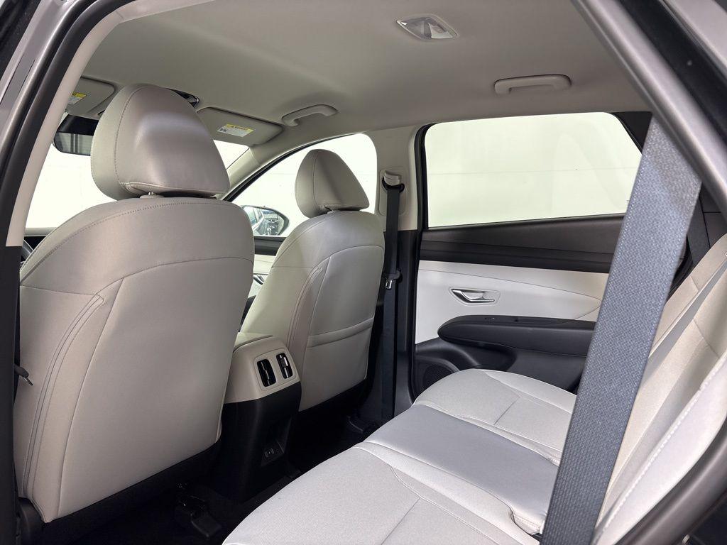 Thumbnail: 2026 Hyundai Tucson - 17