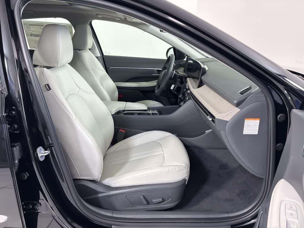 Thumbnail: 2025 Hyundai Sonata - 13