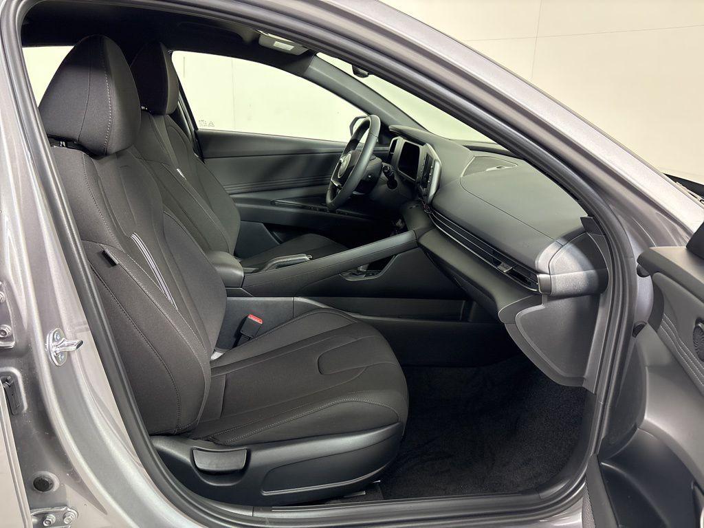 Thumbnail: 2026 Hyundai Elantra - 12