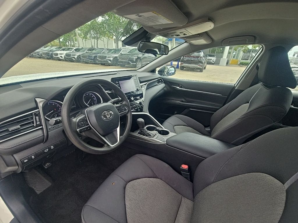 Thumbnail: 2022 Toyota Camry - 13