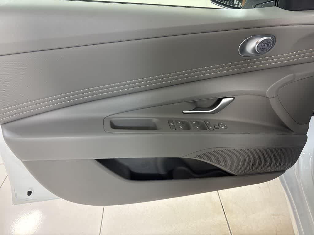 Thumbnail: 2026 Hyundai Elantra - 16