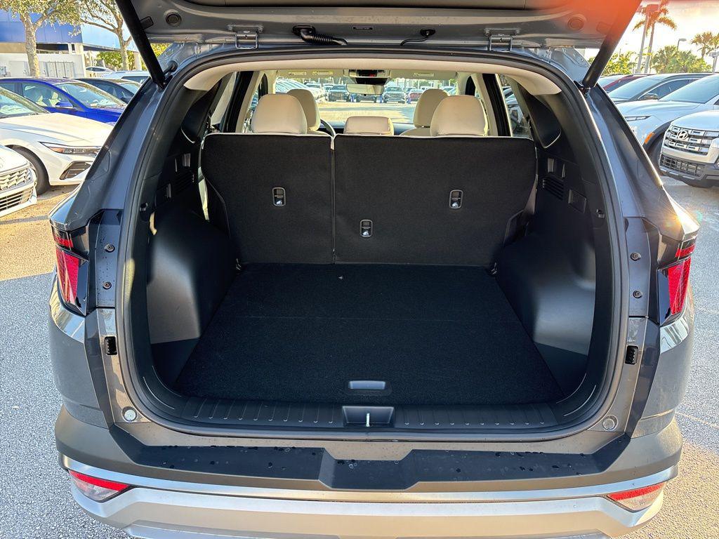 Thumbnail: 2026 Hyundai Tucson - 23