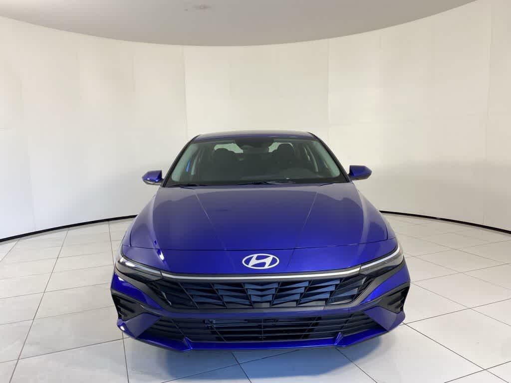 Thumbnail: 2025 Hyundai Elantra - 8