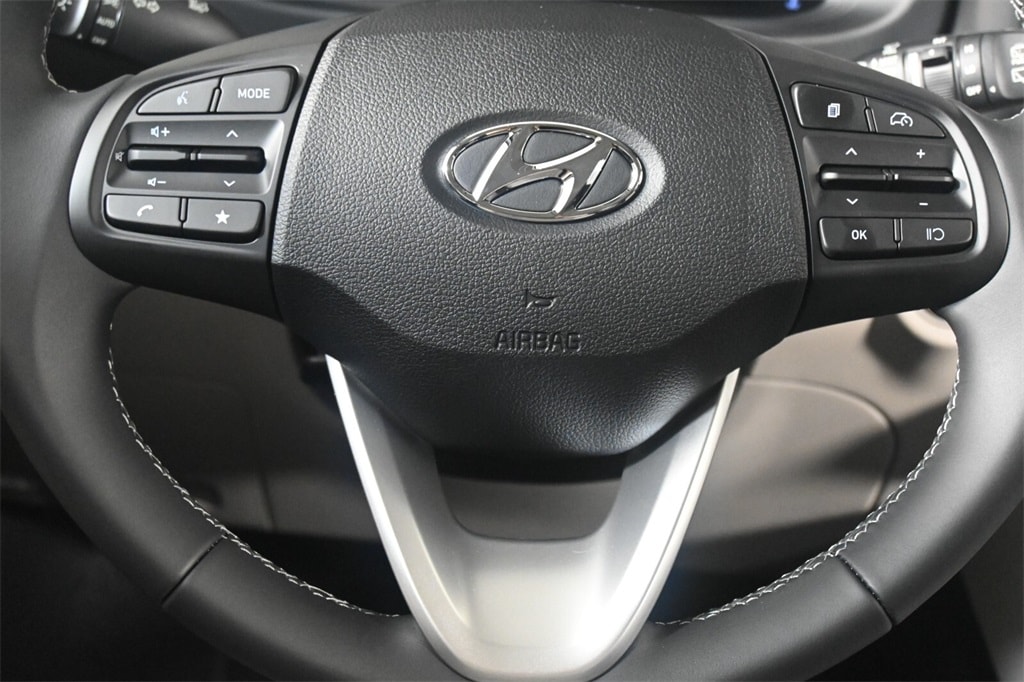 Thumbnail: 2025 Hyundai Venue - 15