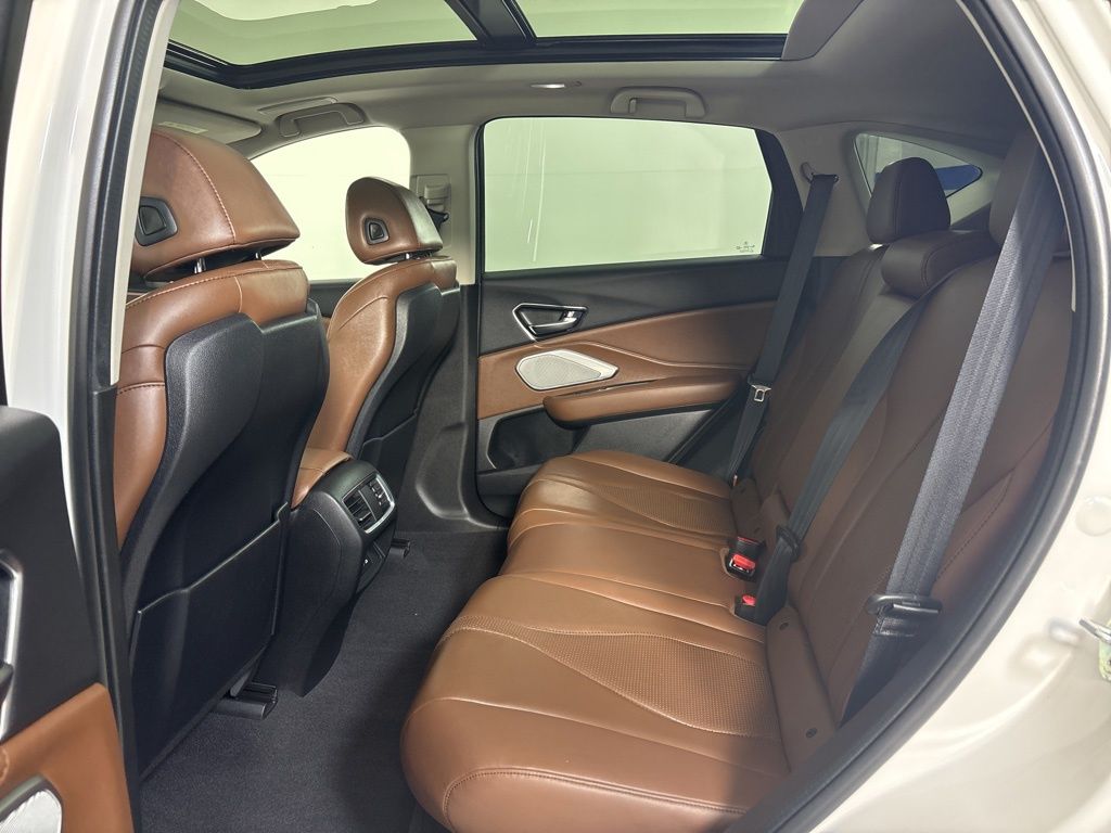 Thumbnail: 2022 Acura RDX - 18