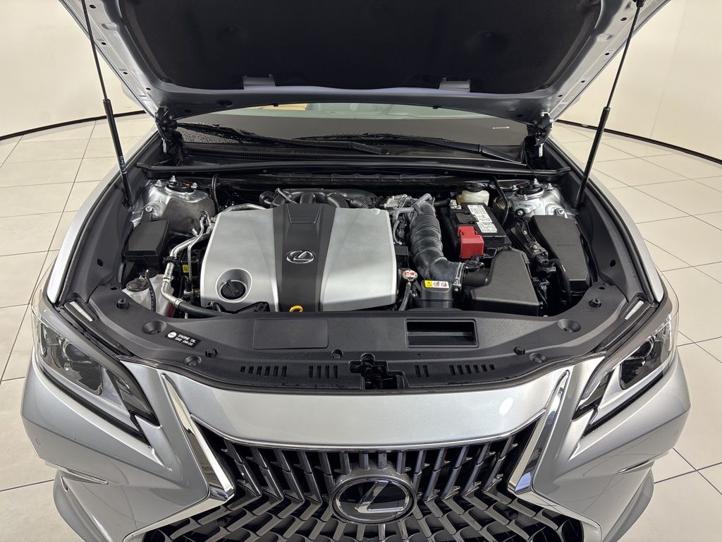 Thumbnail: 2023 Lexus ES - 11