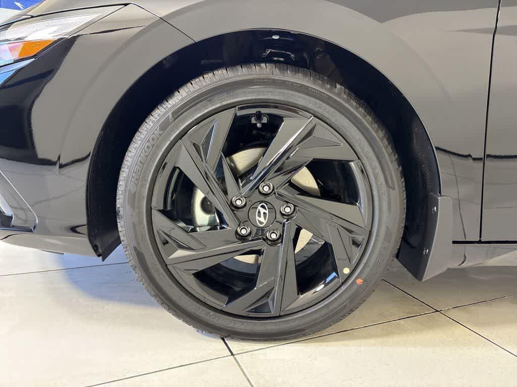 Thumbnail: 2026 Hyundai Elantra - 9