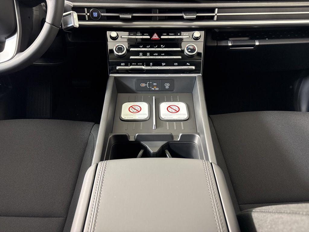 Thumbnail: 2026 Hyundai Santa Fe - 23