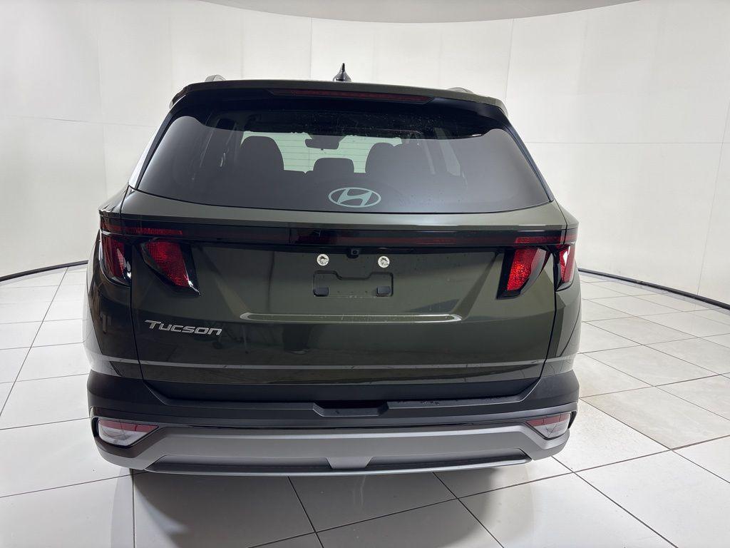 Thumbnail: 2026 Hyundai Tucson - 4