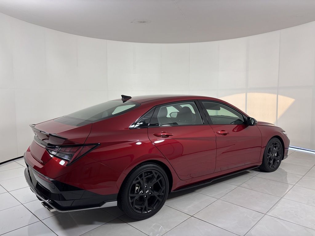 Thumbnail: 2024 Hyundai Elantra - 5