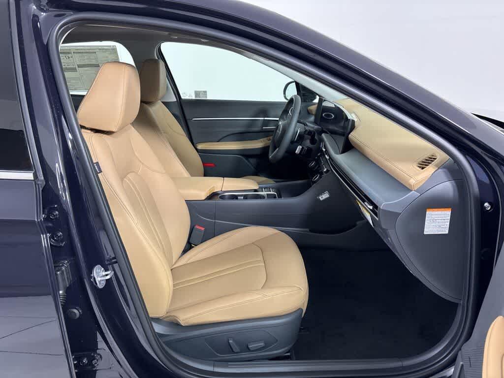 Thumbnail: 2025 Hyundai Sonata - 12