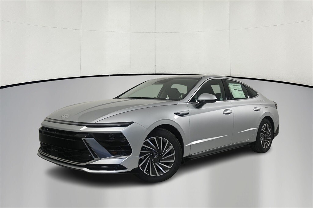Thumbnail: 2025 Hyundai Sonata - 3