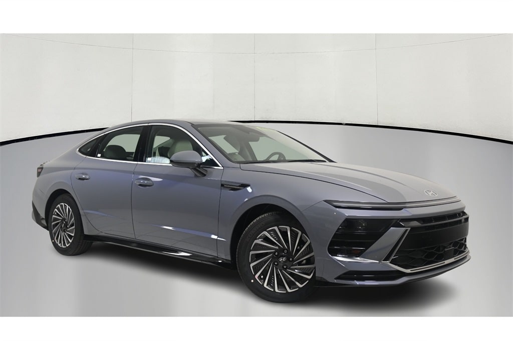 Thumbnail: 2025 Hyundai Sonata - 1