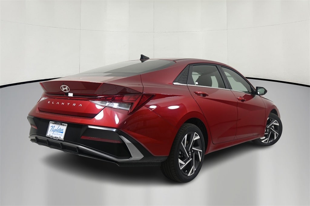 Thumbnail: 2025 Hyundai Elantra - 7