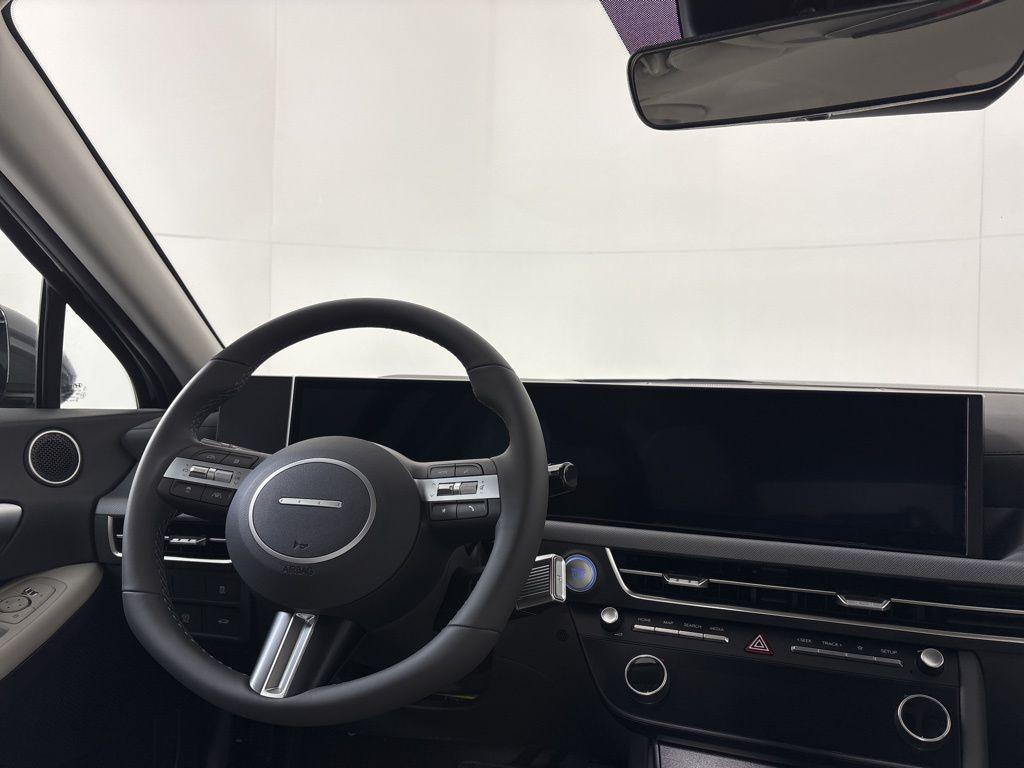Thumbnail: 2026 Hyundai Sonata - 21