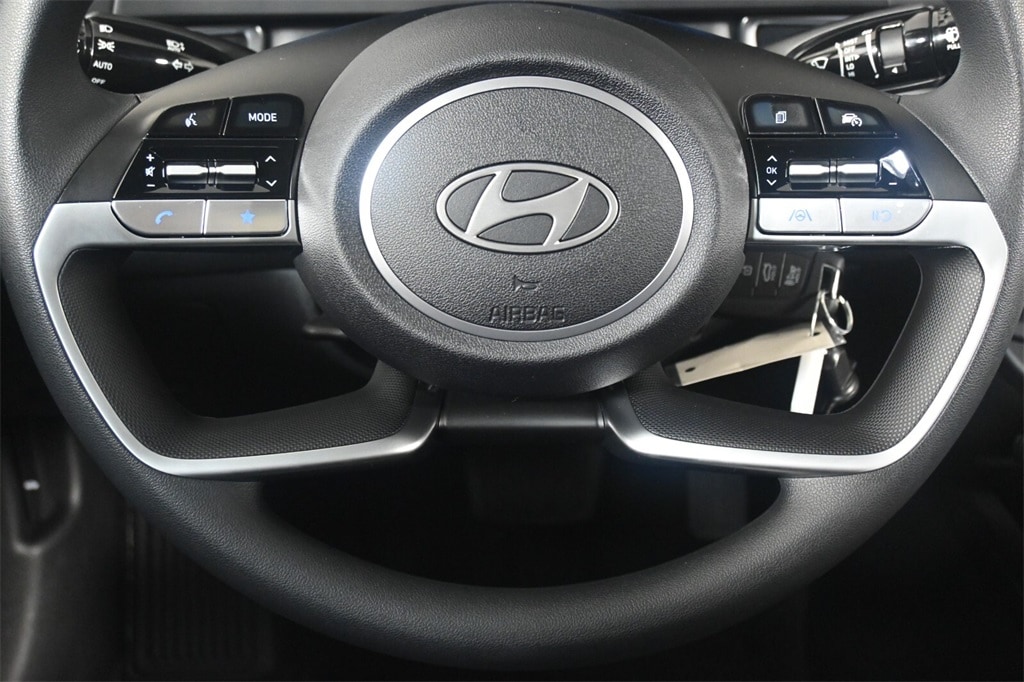 Thumbnail: 2025 Hyundai Elantra - 15