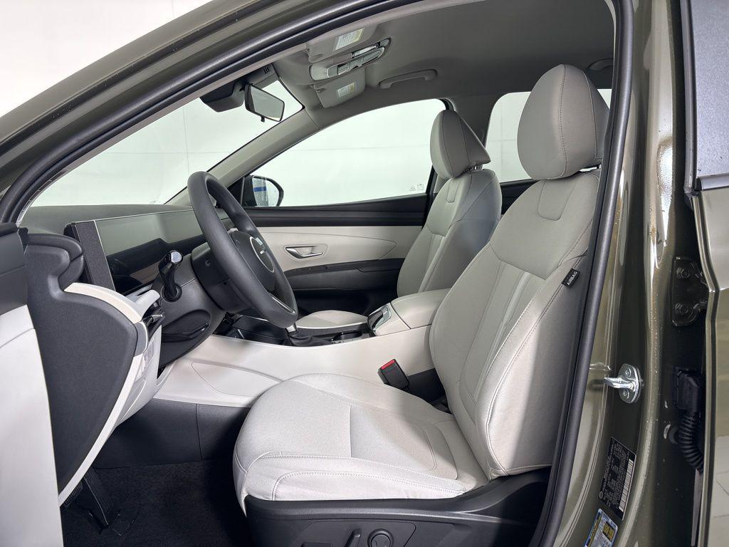 Thumbnail: 2026 Hyundai Tucson - 14
