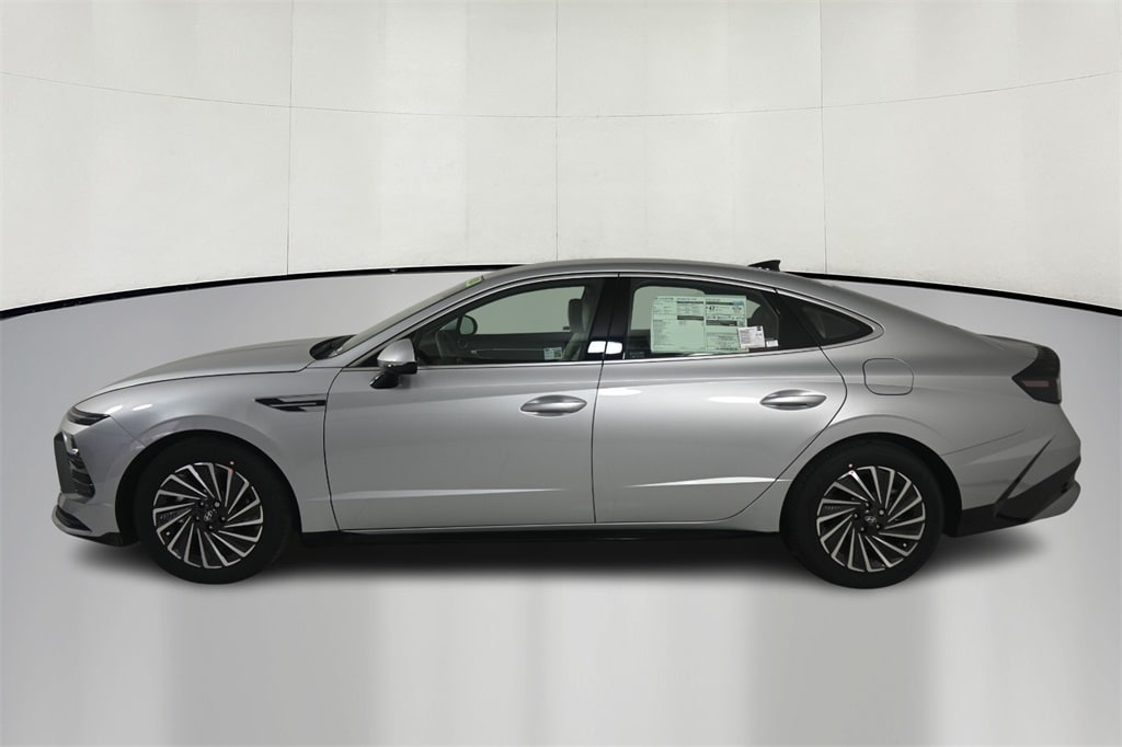 Thumbnail: 2025 Hyundai Sonata - 4