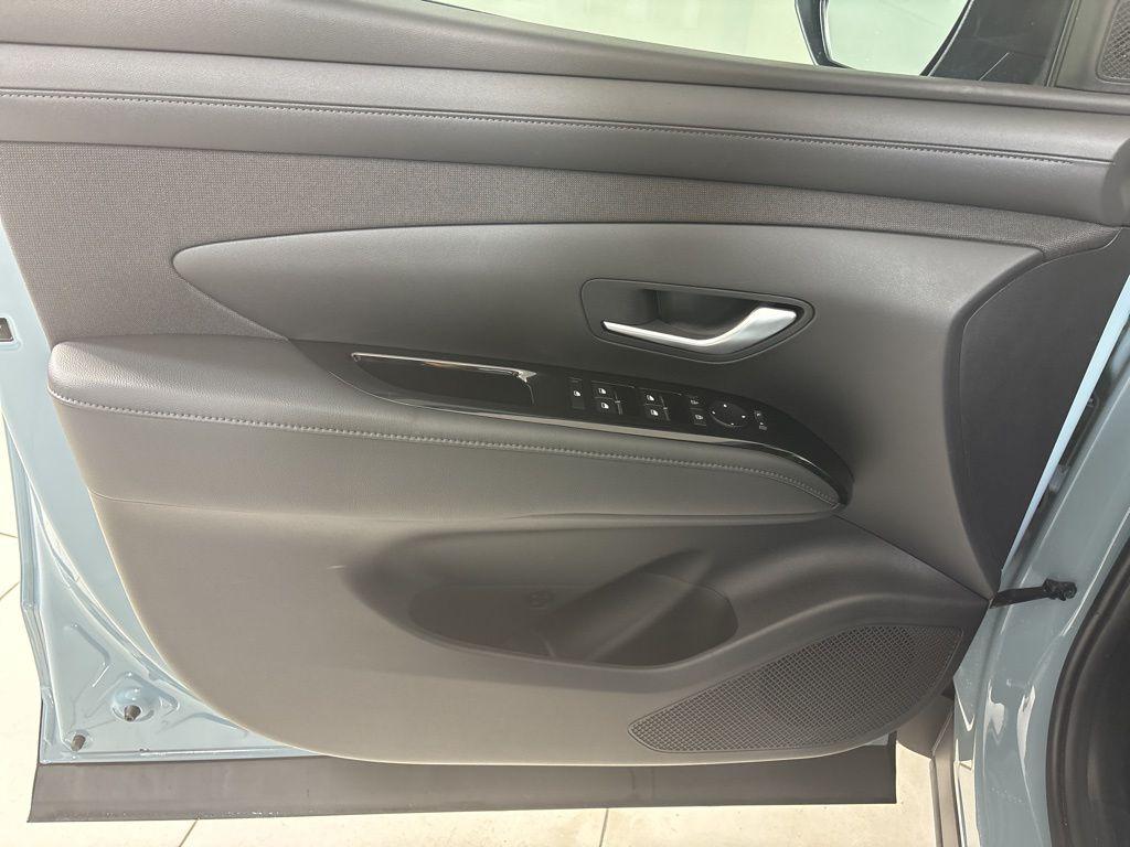 Thumbnail: 2026 Hyundai Santa Cruz - 16