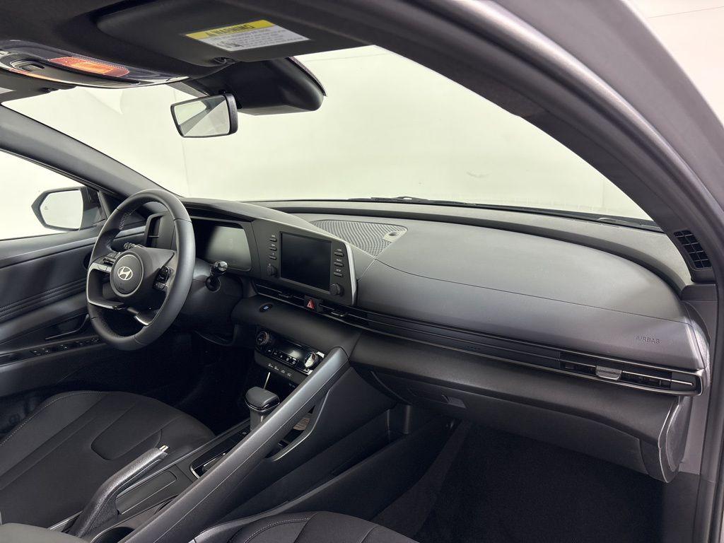 Thumbnail: 2026 Hyundai Elantra - 13