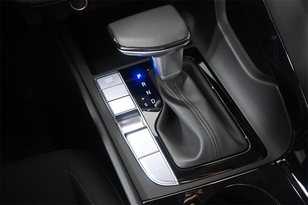 Thumbnail: 2025 Hyundai Elantra - 22