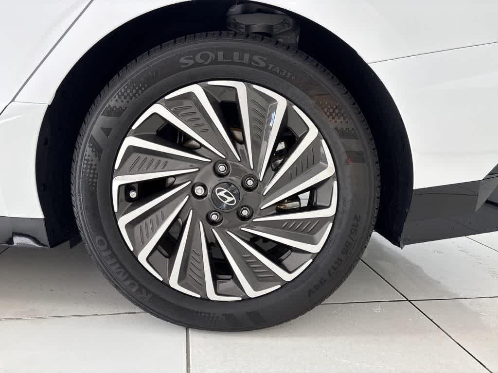 Thumbnail: 2025 Hyundai Sonata - 9
