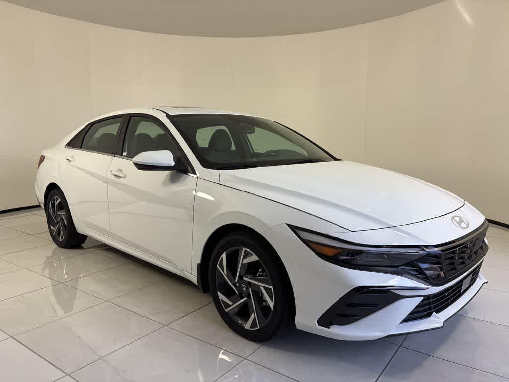 Thumbnail: 2025 Hyundai Elantra - 7