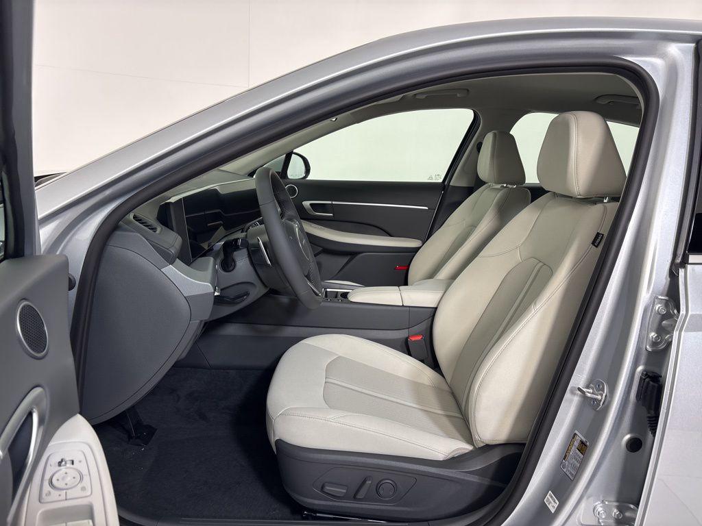Thumbnail: 2026 Hyundai Sonata - 14