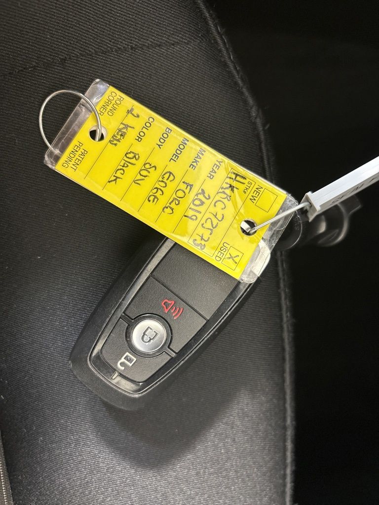 Thumbnail: 2019 Ford Edge - 30