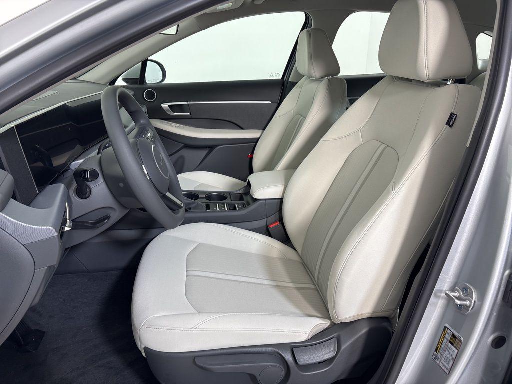 Thumbnail: 2025 Hyundai Sonata - 14