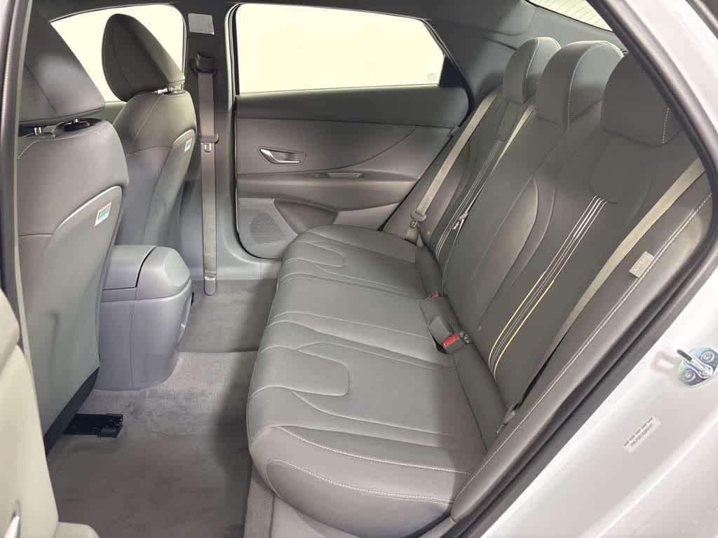 Thumbnail: 2025 Hyundai Elantra - 18