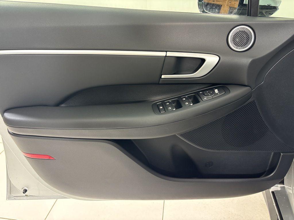 Thumbnail: 2026 Hyundai Sonata - 16