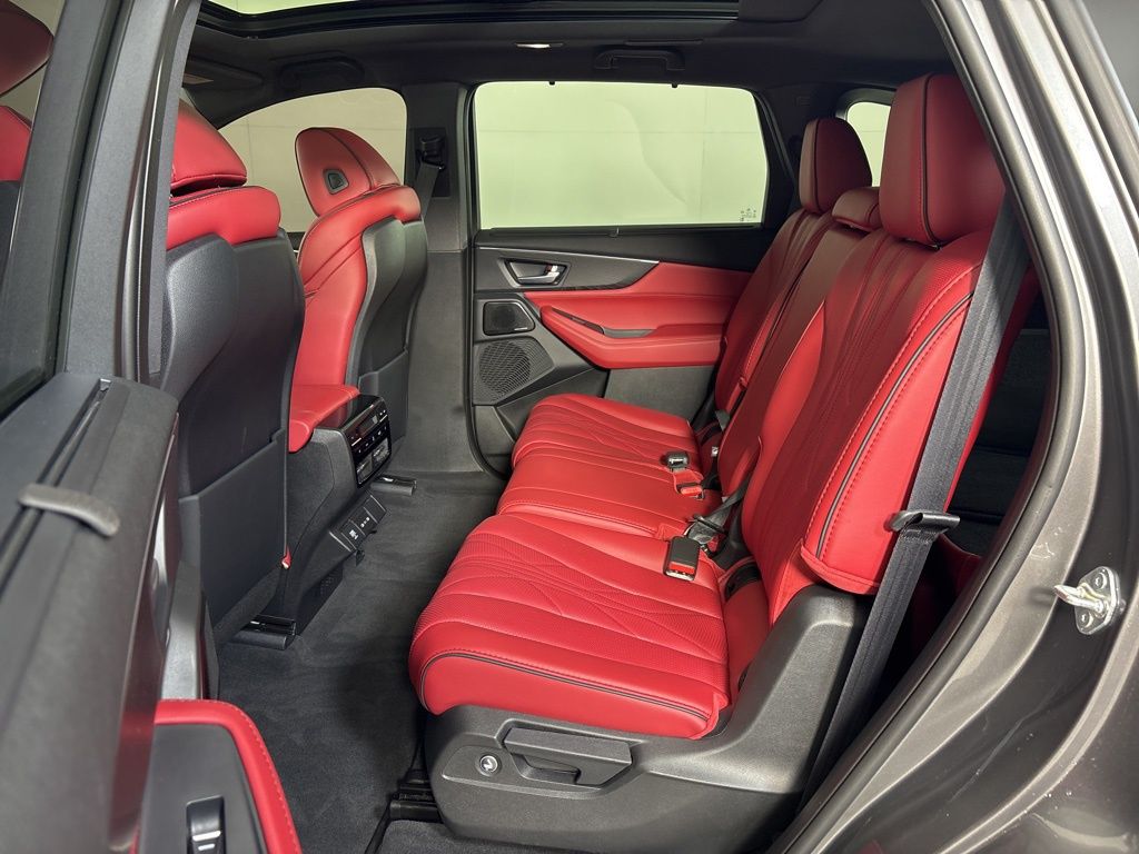 Thumbnail: 2025 Acura MDX - 18