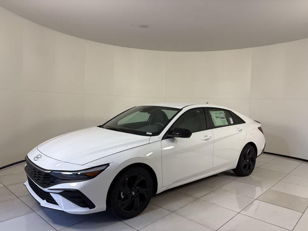 New 2026 Hyundai Elantra SEL Sport Sedan