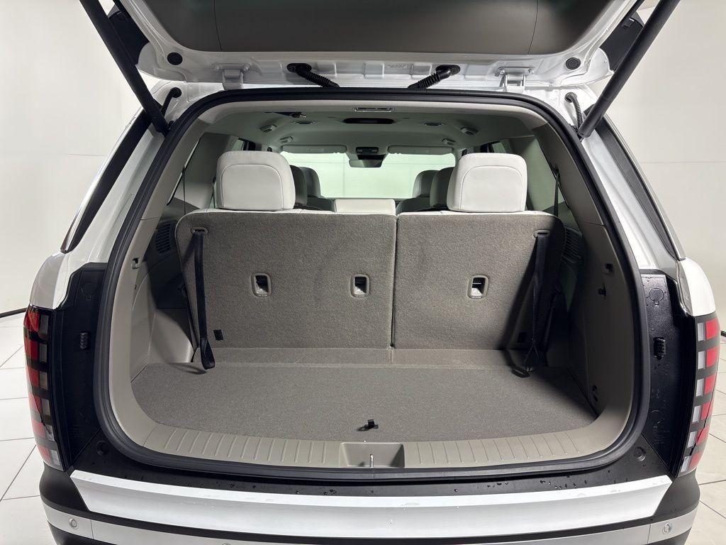 Thumbnail: 2026 Hyundai Palisade - 27