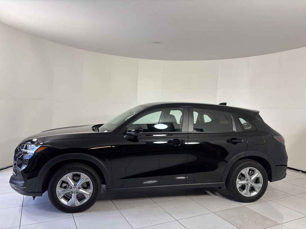 Thumbnail: 2025 Honda HR-V - 2