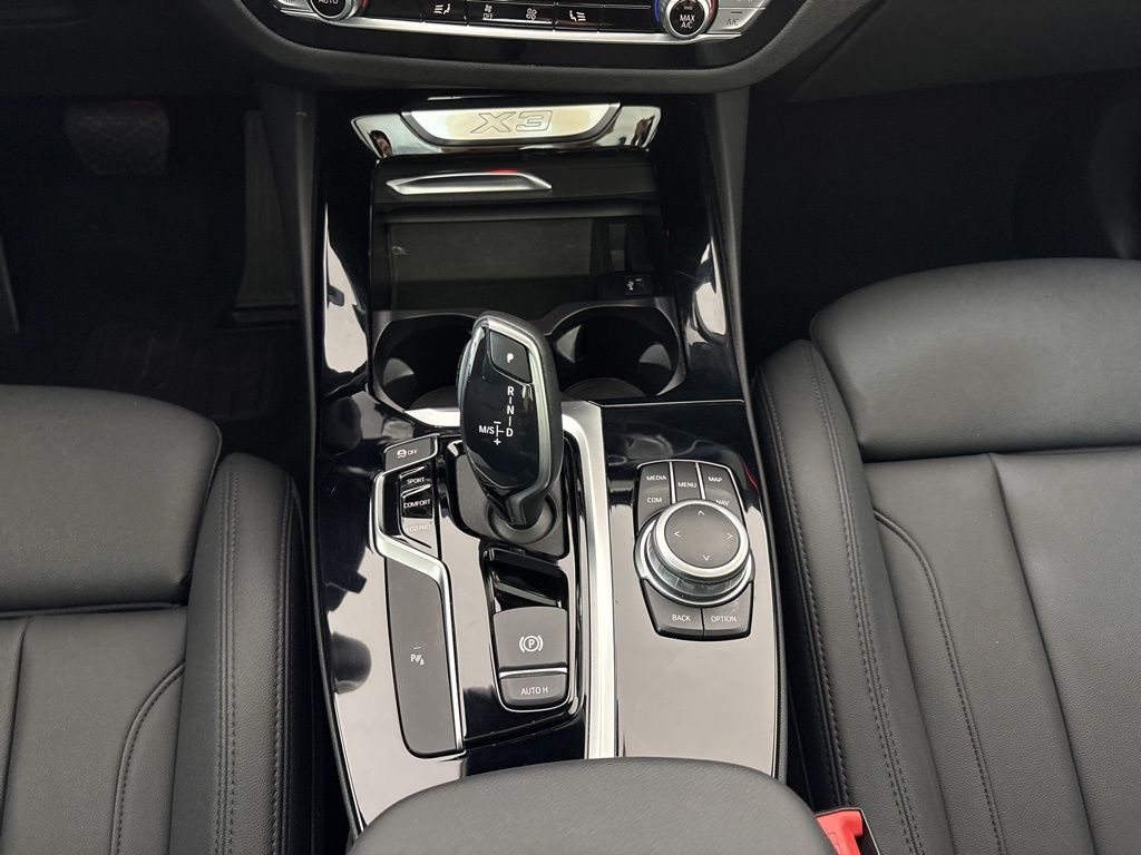 Thumbnail: 2021 BMW X3 - 27