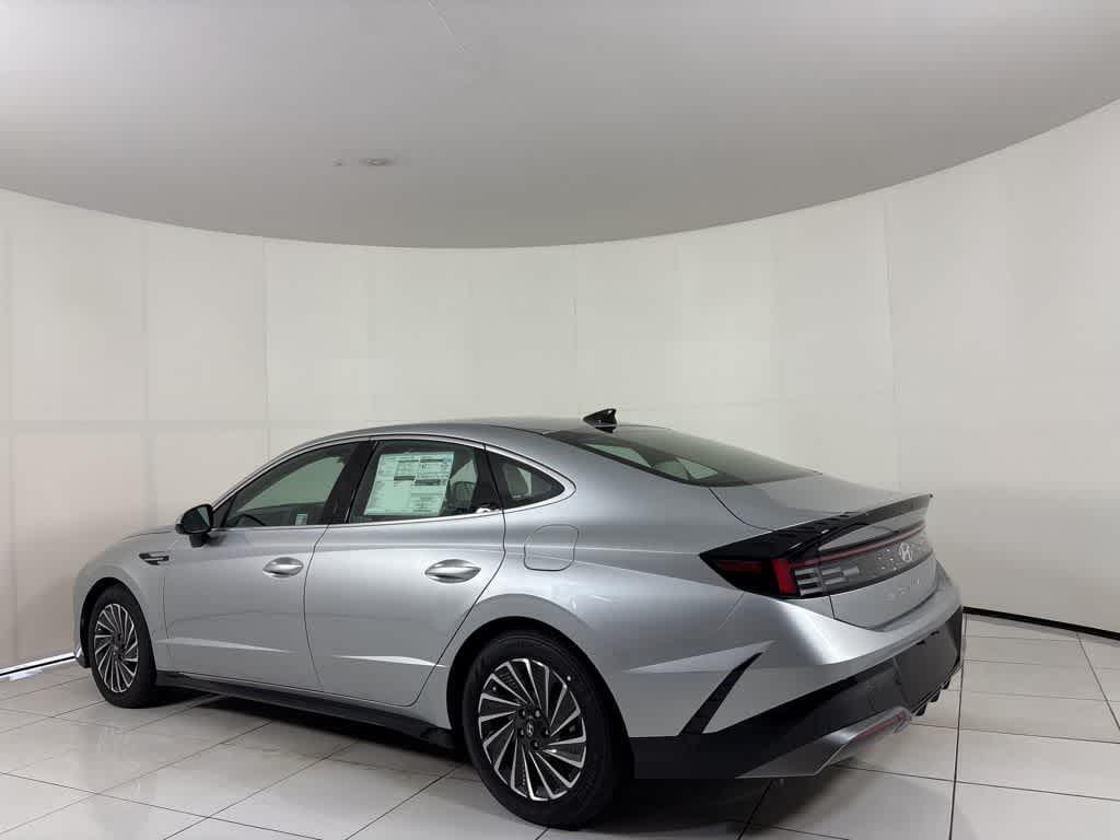 Thumbnail: 2025 Hyundai Sonata - 3