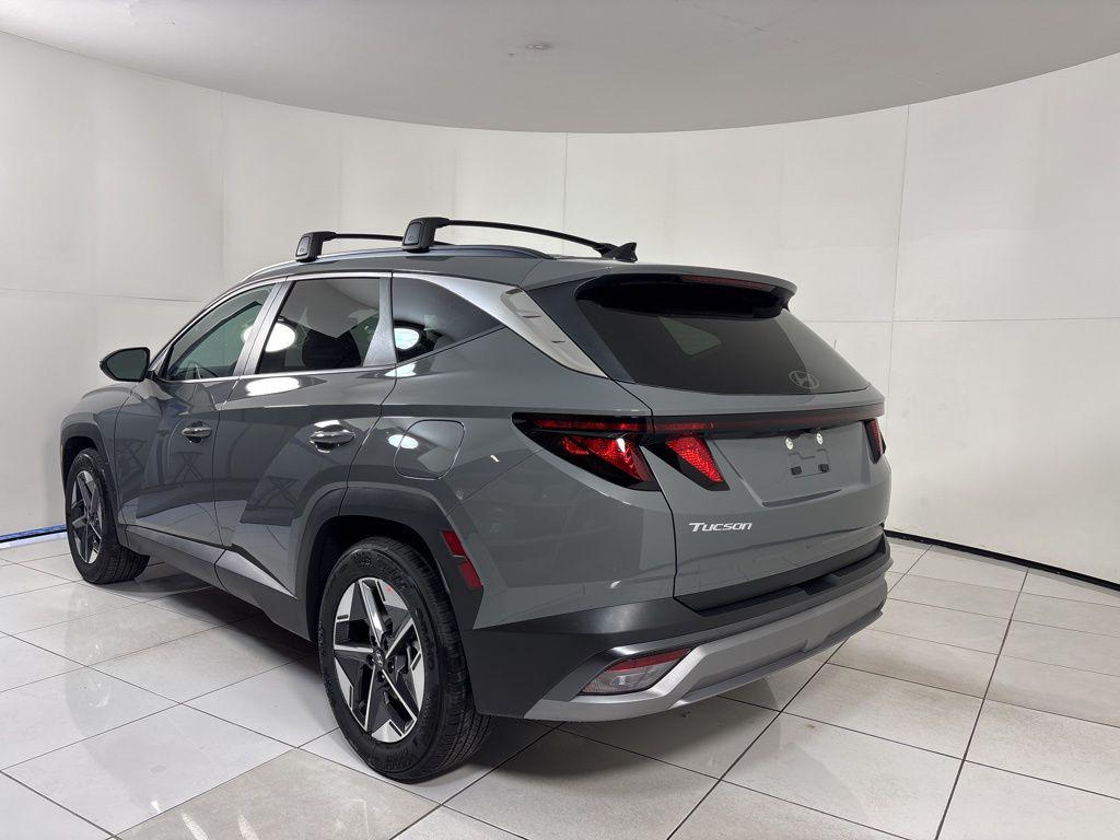 Thumbnail: 2026 Hyundai Tucson - 3