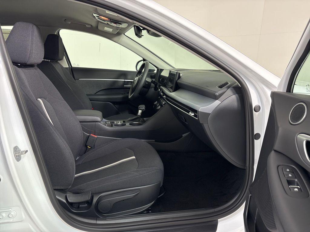 Thumbnail: 2026 Hyundai Sonata - 12