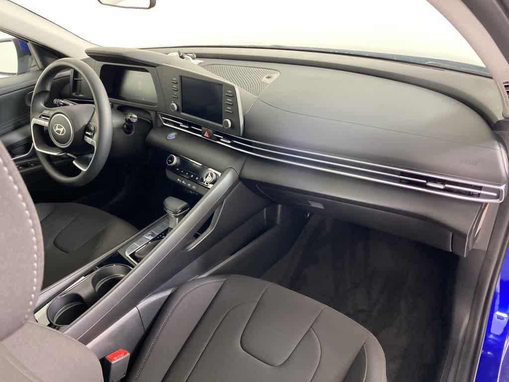 Thumbnail: 2025 Hyundai Elantra - 13