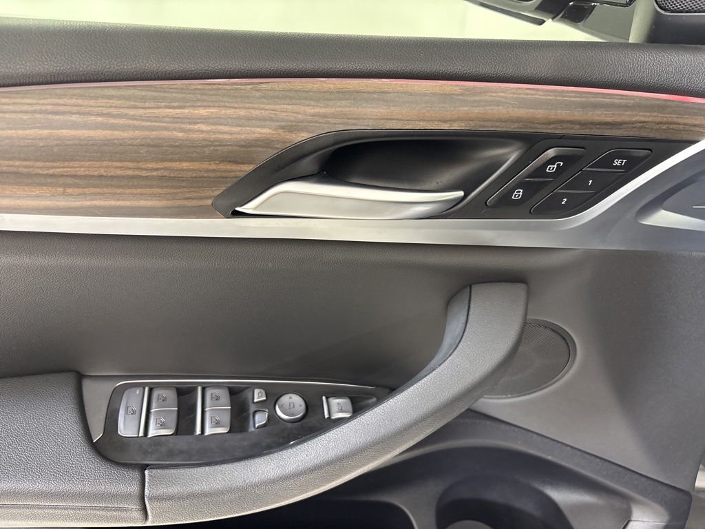 Thumbnail: 2021 BMW X3 - 18