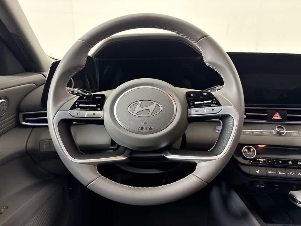 Thumbnail: 2025 Hyundai Elantra - 20